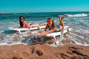 Grand Bahama Beach Hotel