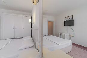 Grand Bahama Beach Hotel