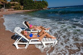 Grand Bahama Beach Hotel