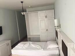 Grand Bahama Beach Hotel