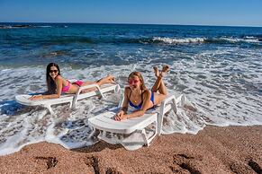 Grand Bahama Beach Hotel