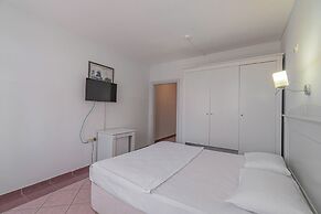 Grand Bahama Beach Hotel