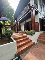 Villa Kee Lee Hotel