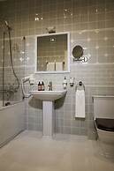 Dom Sivre Boutique Hotel