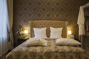 Dom Sivre Boutique Hotel