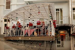 Dom Sivre Boutique Hotel