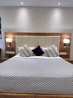 Hotel Golf View Suites