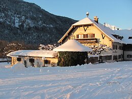 Pension Almhof Baumgarten