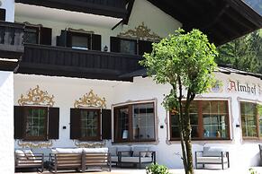 Pension Almhof Baumgarten