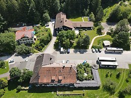 Pension Almhof Baumgarten