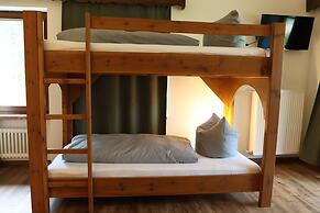 Pension Almhof Baumgarten