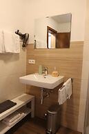 Pension Almhof Baumgarten