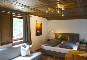 Pension Almhof Baumgarten