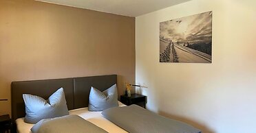 Pension Almhof Baumgarten