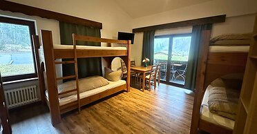 Pension Almhof Baumgarten