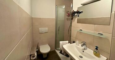 Pension Almhof Baumgarten