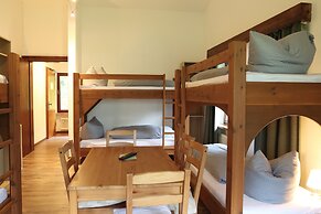 Pension Almhof Baumgarten