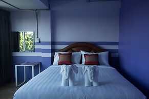 Baan Chang Hotel & Coffee House