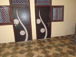 Delhi Inn