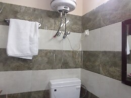 Delhi Inn