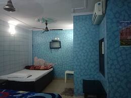 Delhi Inn