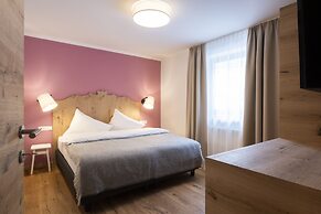 Sepp & Hanni's - Suiten im Dorf