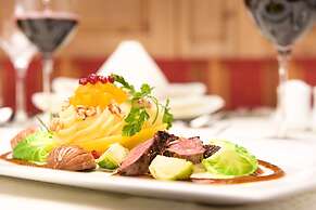 Sepp & Hanni's - Suiten im Dorf