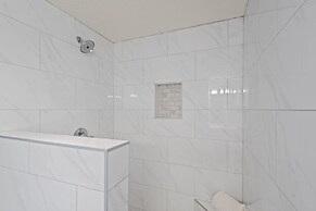 Beach Club Bristol 202 2 Bedroom Condo by RedAwning