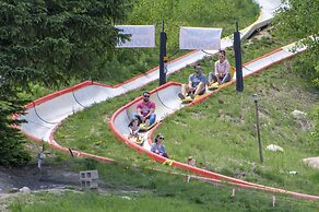 Fawn Drive 2 Bedroom Home by Redawning