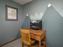 Fawn Drive 2 Bedroom Home by Redawning