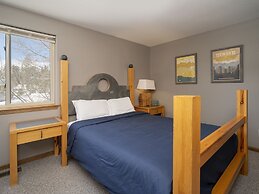 Fawn Drive 2 Bedroom Home by Redawning