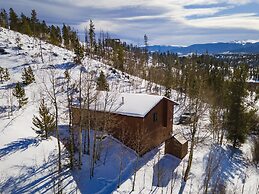 Fawn Drive 2 Bedroom Home by Redawning