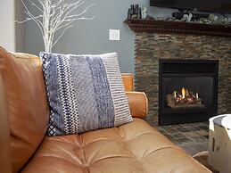 Fawn Drive 2 Bedroom Home by Redawning