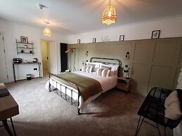 The Wolfe Inn Wolfscastle