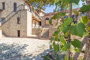 Borgo Pulciano Agriturismo