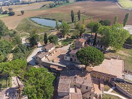 Borgo Pulciano Agriturismo