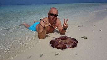 Ocean Beach Inn - Maldives