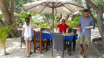 Ocean Beach Inn - Maldives