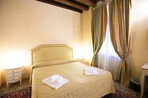 Alla Vigna - Room Only