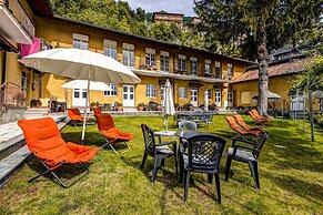 Lake Como Beach Resort and Villas