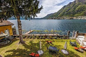 Lake Como Beach Resort and Villas