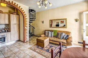 Lake Como Beach Resort and Villas