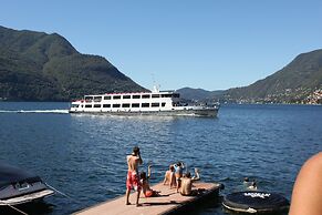 Lake Como Beach Resort and Villas