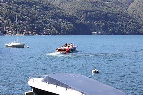 Lake Como Beach Resort and Villas