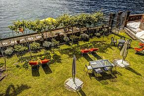 Lake Como Beach Resort and Villas