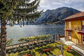 Lake Como Beach Resort and Villas