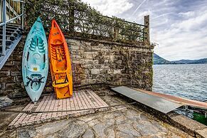 Lake Como Beach Resort and Villas