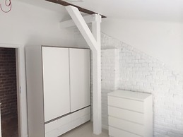 Studio Rental Central Warsaw