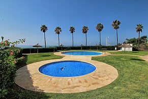 Luna Beach Studio 210