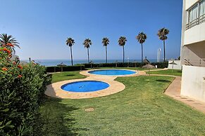 Luna Beach Studio 210